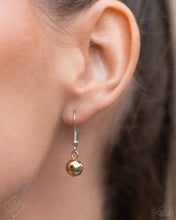 Load image into Gallery viewer, Paparazzi Accessories-Sizzling Strands - Multi