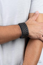 Load image into Gallery viewer, Paparazzi Accessories Urban Expansion - Black