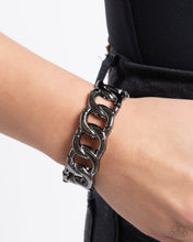 Load image into Gallery viewer, Paparazzi Accessories-Forged in Fame - Black

