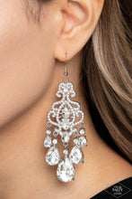 Load image into Gallery viewer, Paparazzi-Queen Of All Things Sparkly - White
