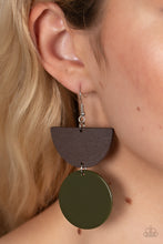 Load image into Gallery viewer, Paparazzi Accessories-Beach Bistro - Green-Earring

