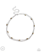 Load image into Gallery viewer, Paparazzi Accessories-Bountifully Beaded - Green
