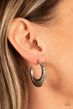 Load image into Gallery viewer, Paparazzi Accessories-Wanderlust Wilderness - Silver
