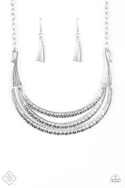 paparazzi primal princess silver- Necklace